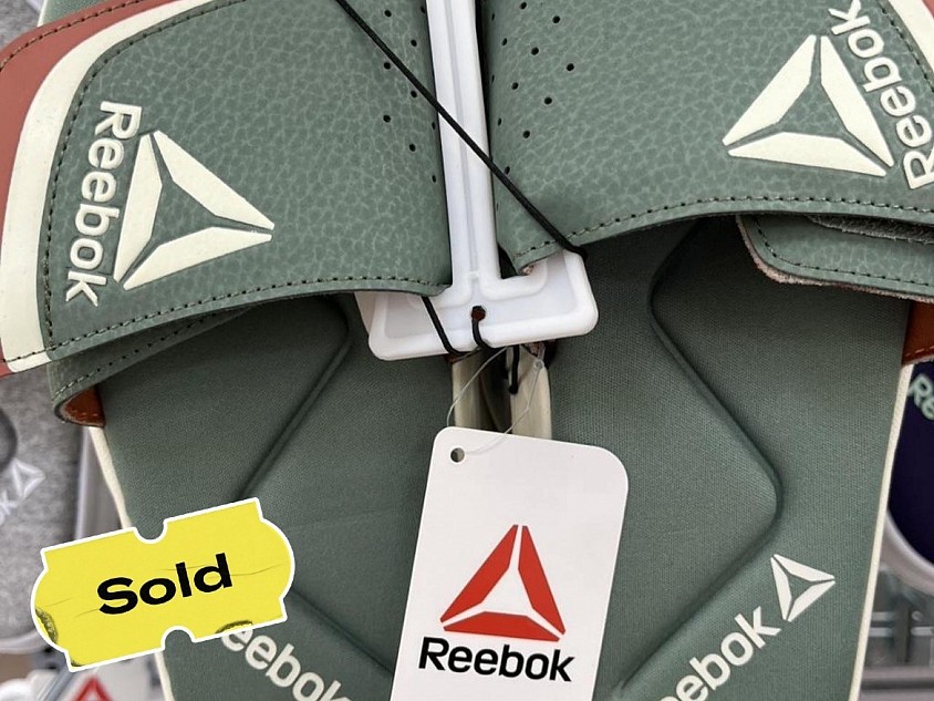 Size 9 Reebok women slide out of stock